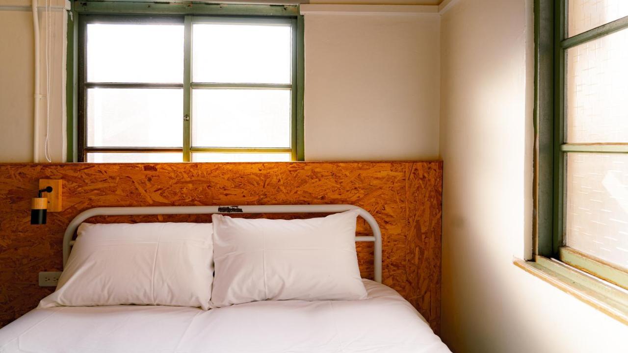 Dope Hostel Đài Trung Ngoại thất bức ảnh