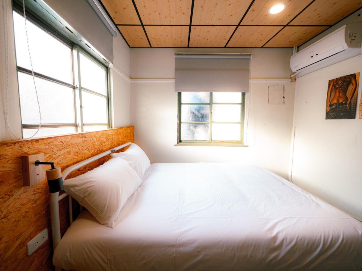 Dope Hostel Đài Trung Ngoại thất bức ảnh
