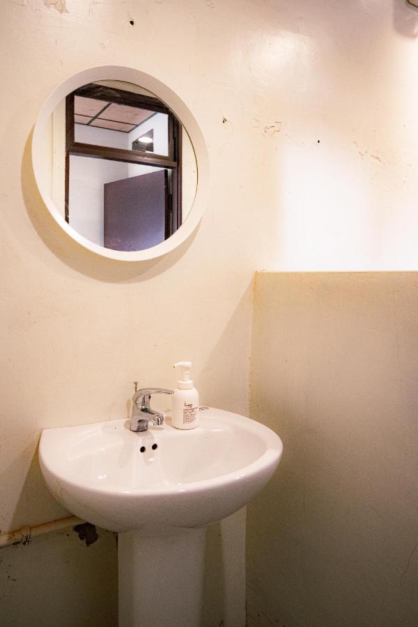 Dope Hostel Đài Trung Ngoại thất bức ảnh