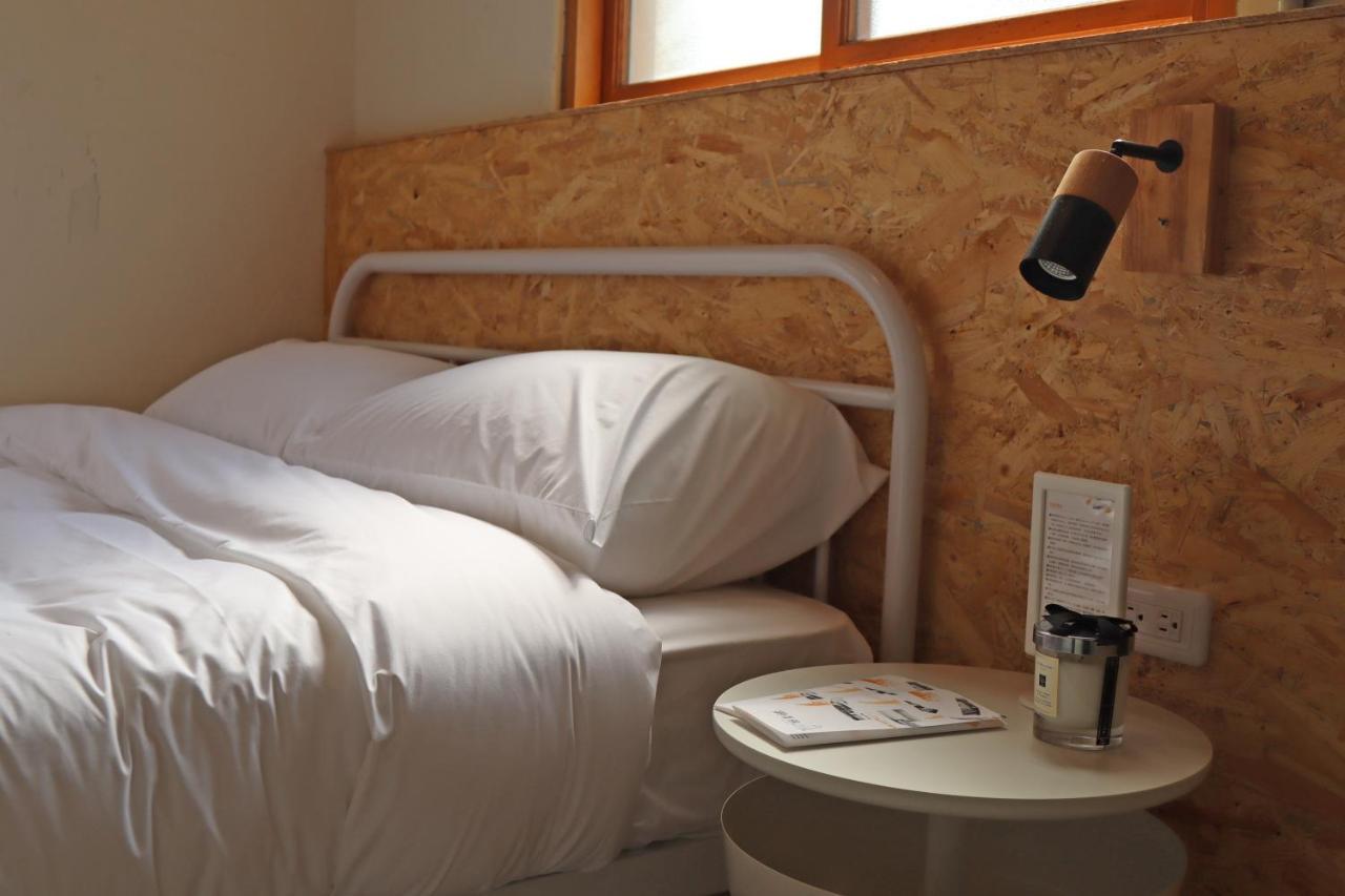 Dope Hostel Đài Trung Ngoại thất bức ảnh