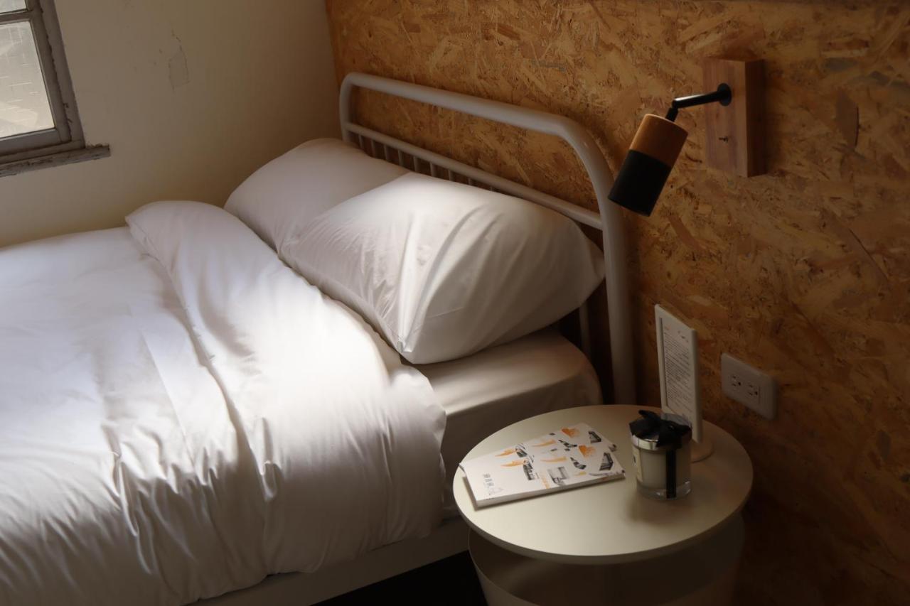 Dope Hostel Đài Trung Ngoại thất bức ảnh