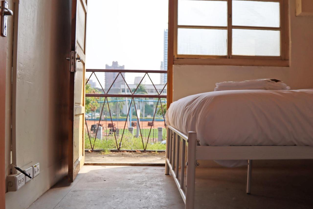 Dope Hostel Đài Trung Ngoại thất bức ảnh